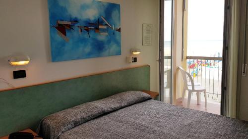 Hotel Haway Ріміні Екстер'єр фото